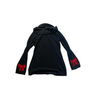 Lucky 13 black pullover.